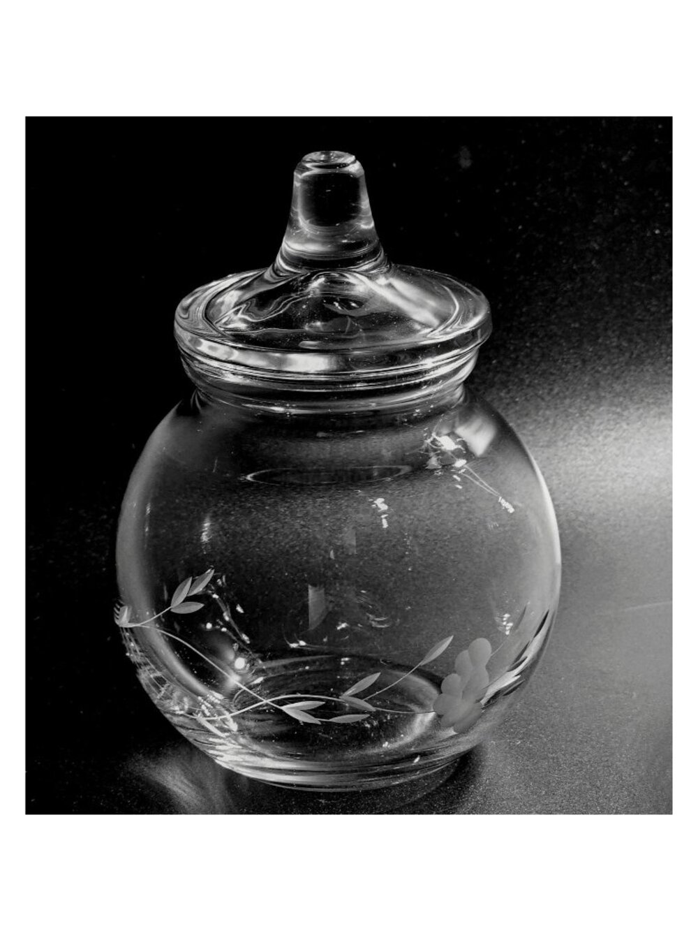 Princess House Heritage Etched Apothocary Jar canister crystal cottonball jar va